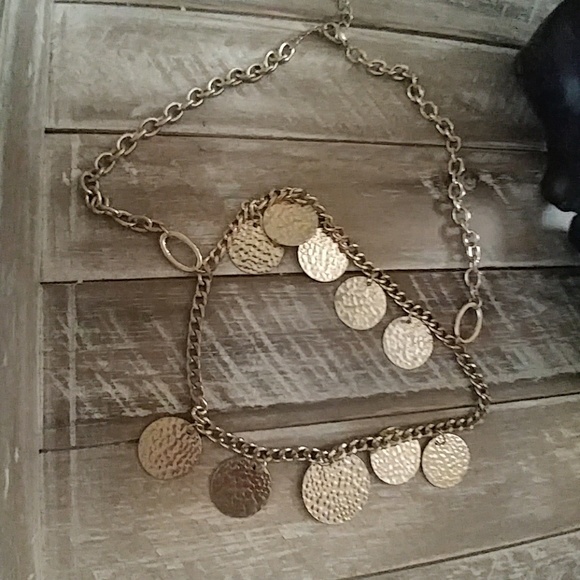Stylist Gold Necklace - Picture 2 of 2